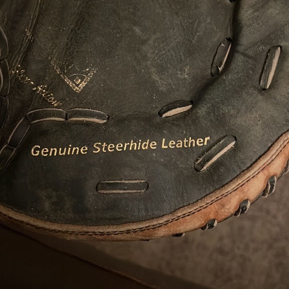 all star first baseman glove - Picture 3 of 6